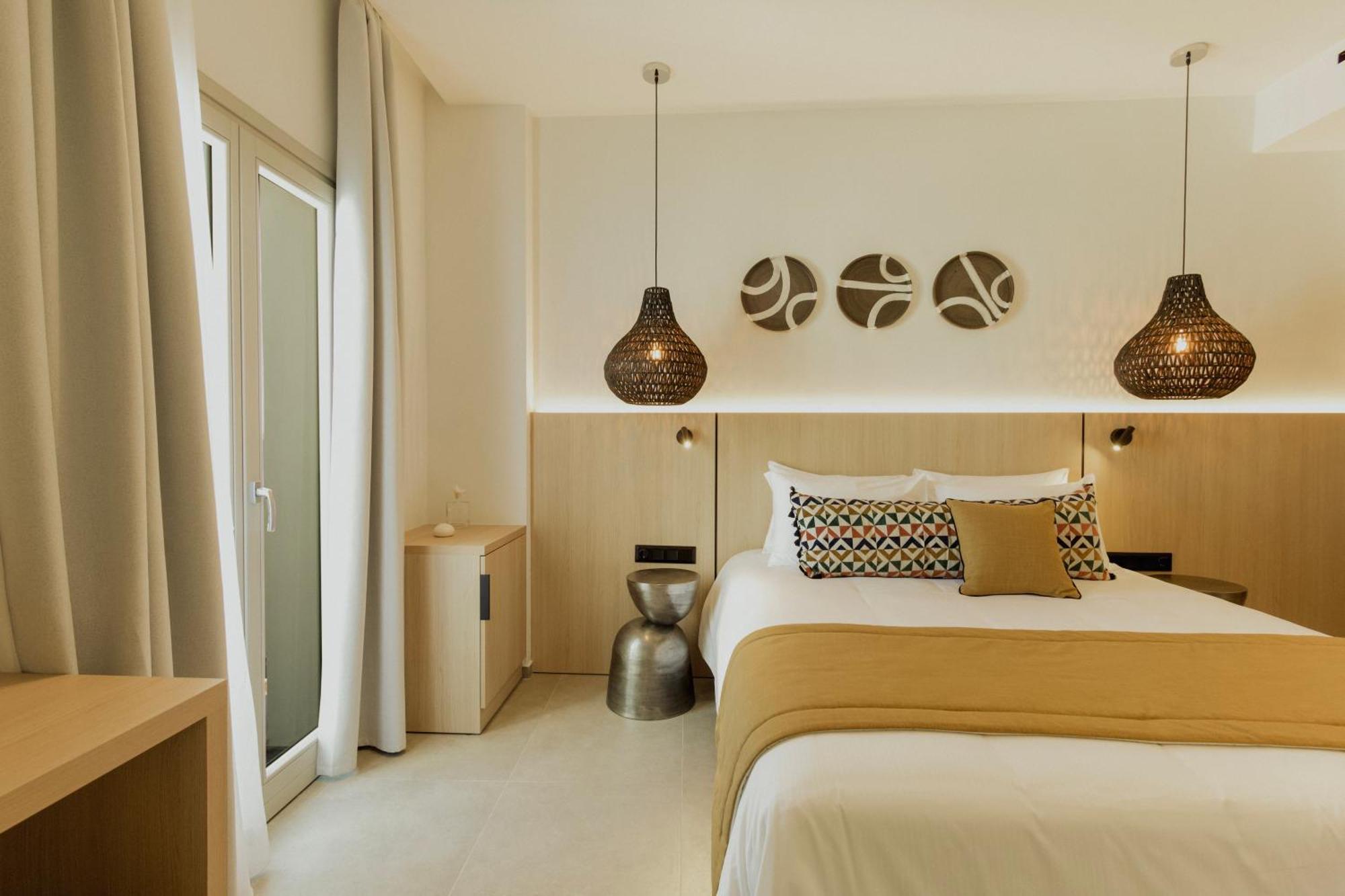 Opal Paros