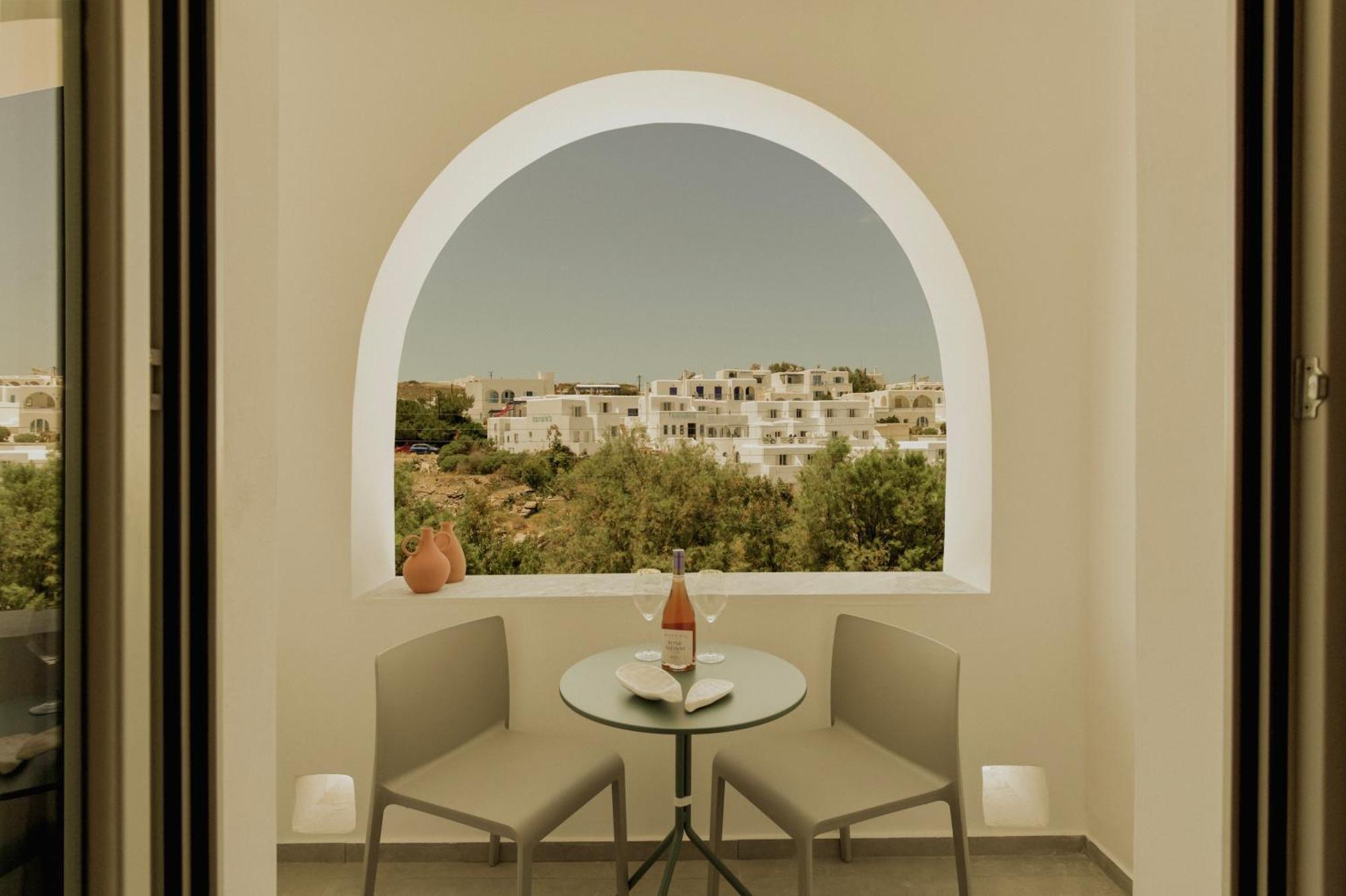 Opal Paros Hotel 4*