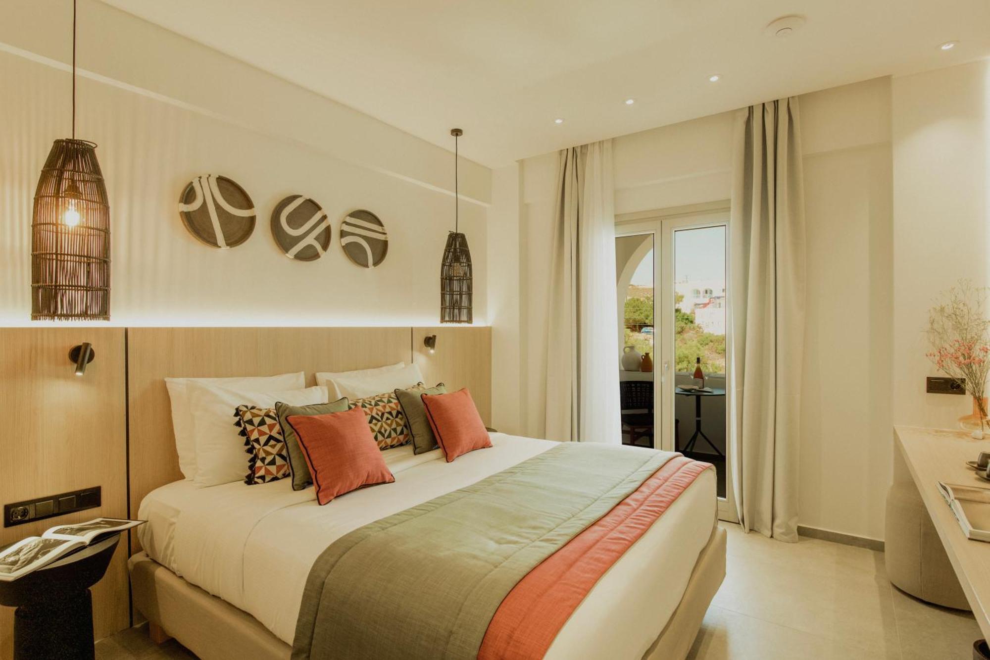 Opal Paros 4*